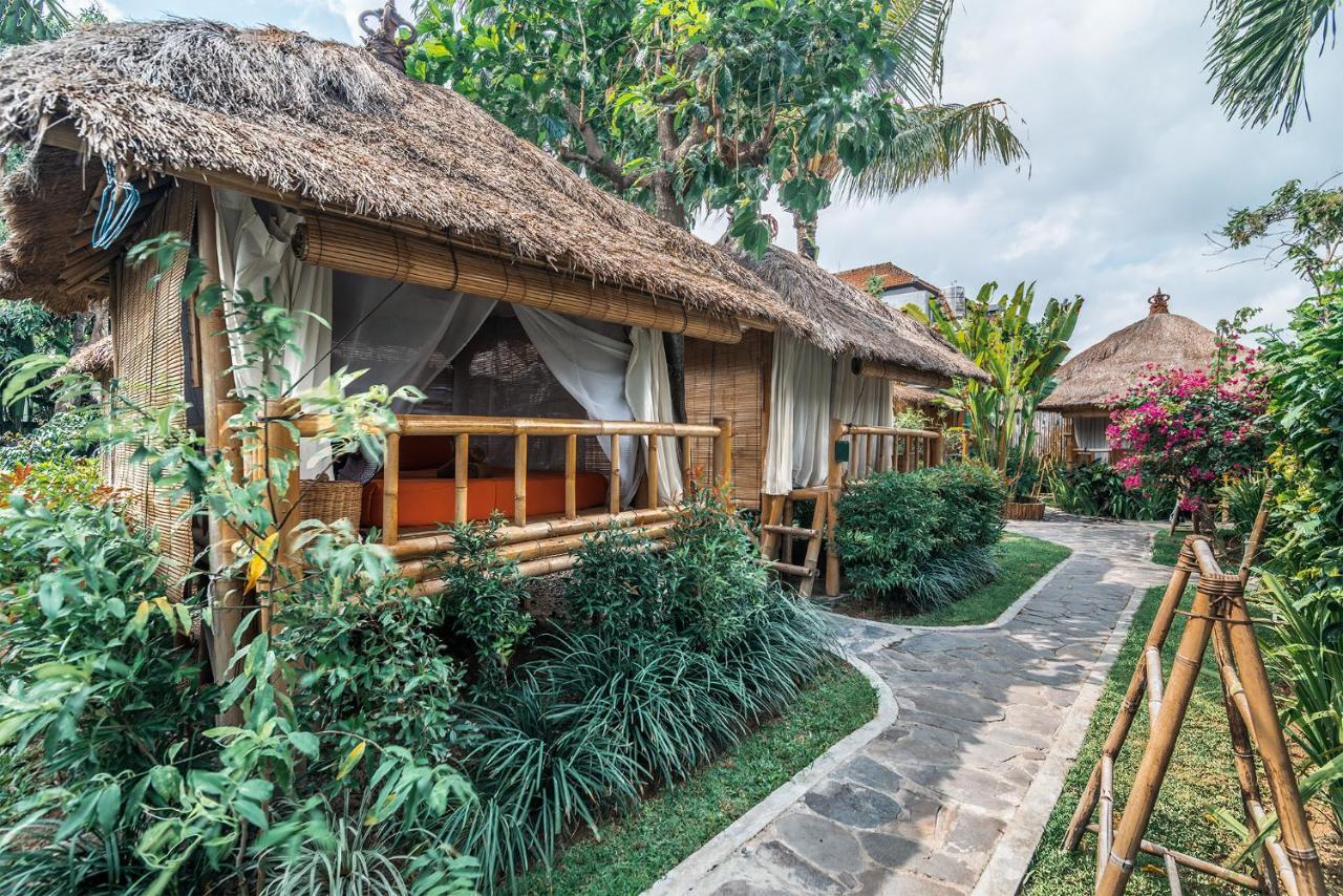 Riviera House Hotel Canggu Esterno foto